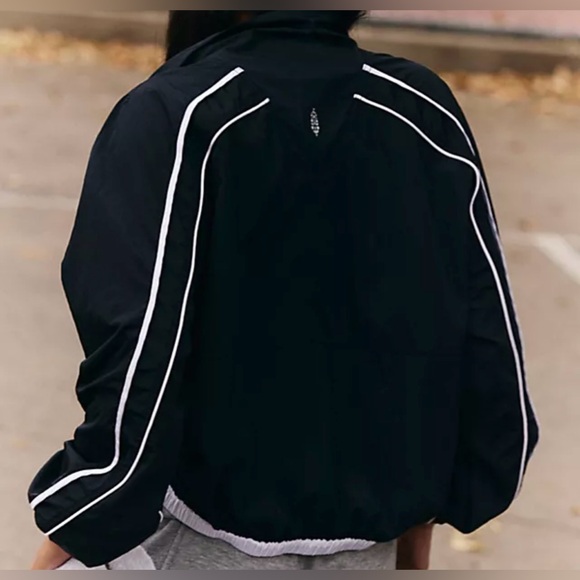 NWT FP Movement SZ M black/white dual direction, zip front jacket w/pockets. - Picture 14 of 14